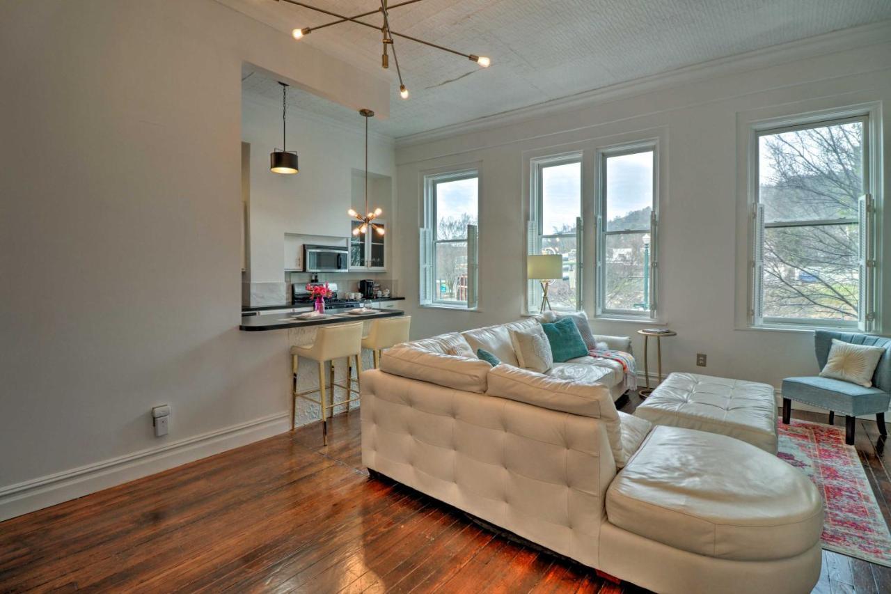 Apartamento Spacious Downtown - 1 Block To Bathhouse Row
