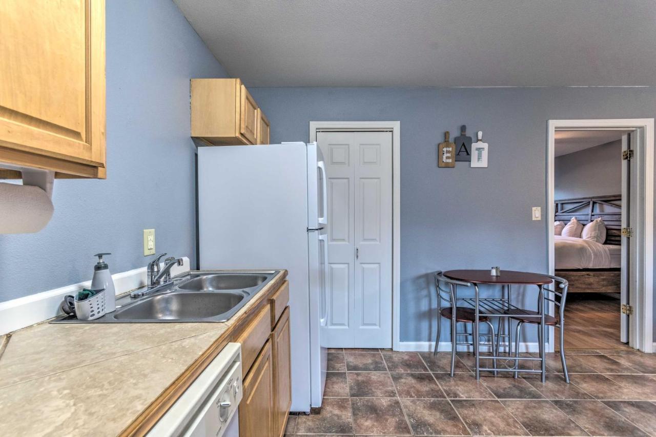 Apartment Modern With Dock On Lake Hamilton! *