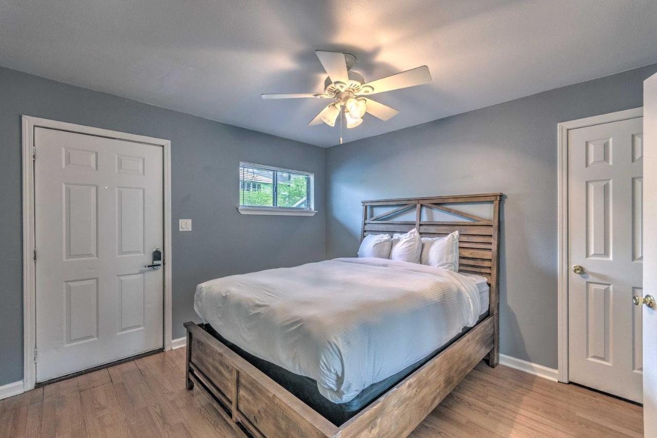 Modern With Dock On Lake Hamilton!