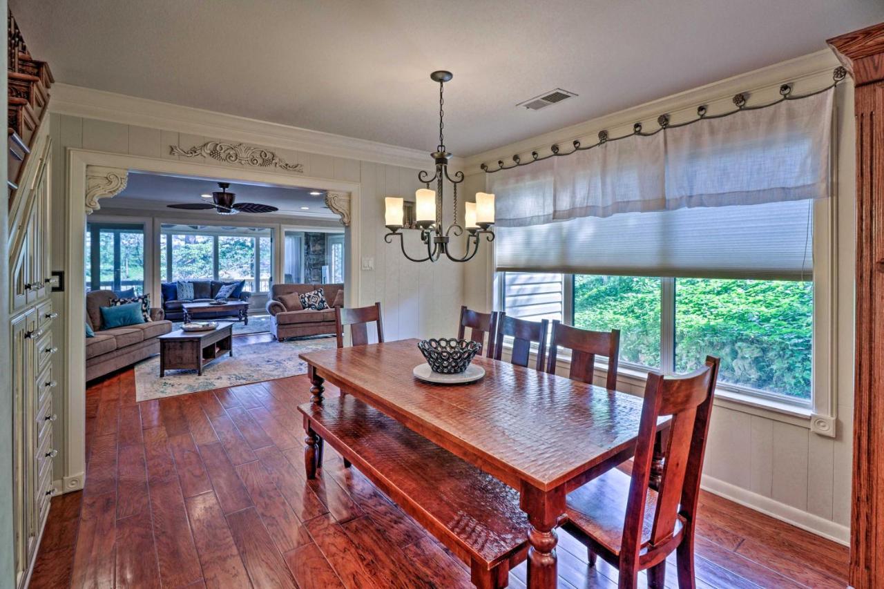 Luxury Oasis On With Private Dock! * Hot Springs