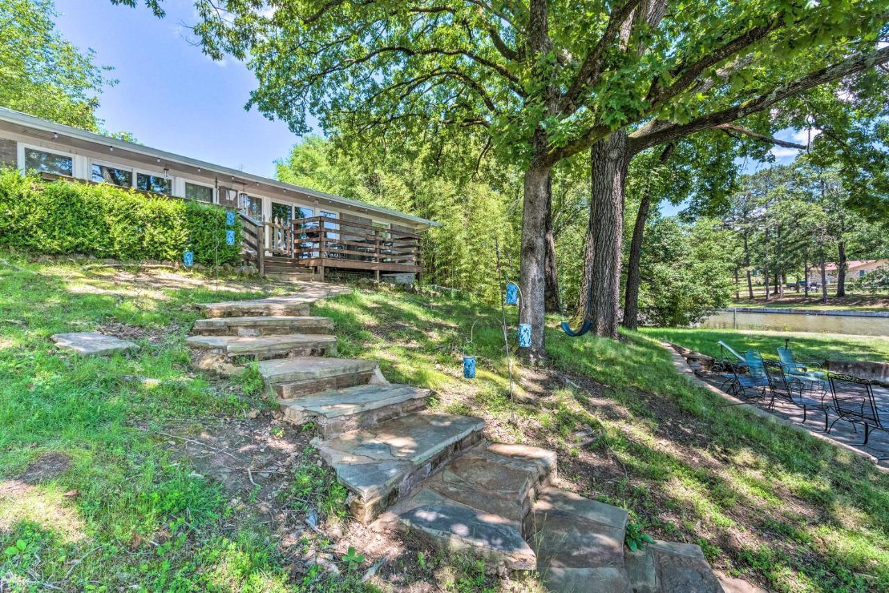 Holiday home Lakefront With Updated Deck And Dock! *